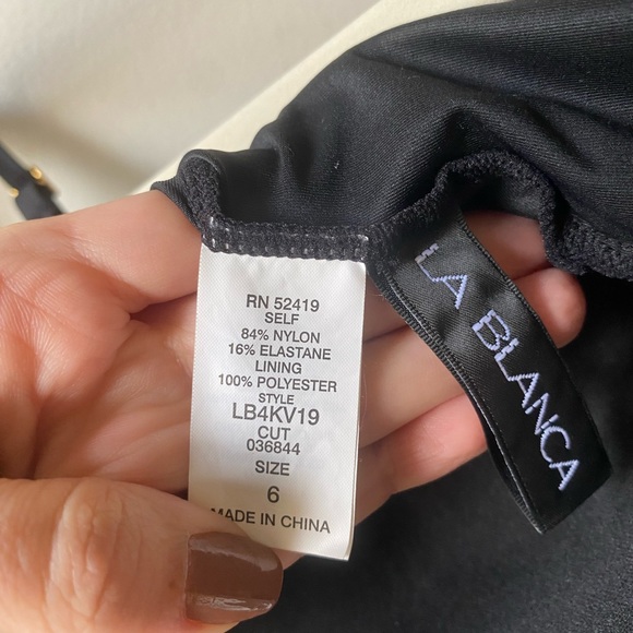 ❌SOLD❌ NWT LA BLANCA BLACK RUCHED ONE PIECE SWIMSUIT SIZE 6 SMALL - Picture 4 of 5